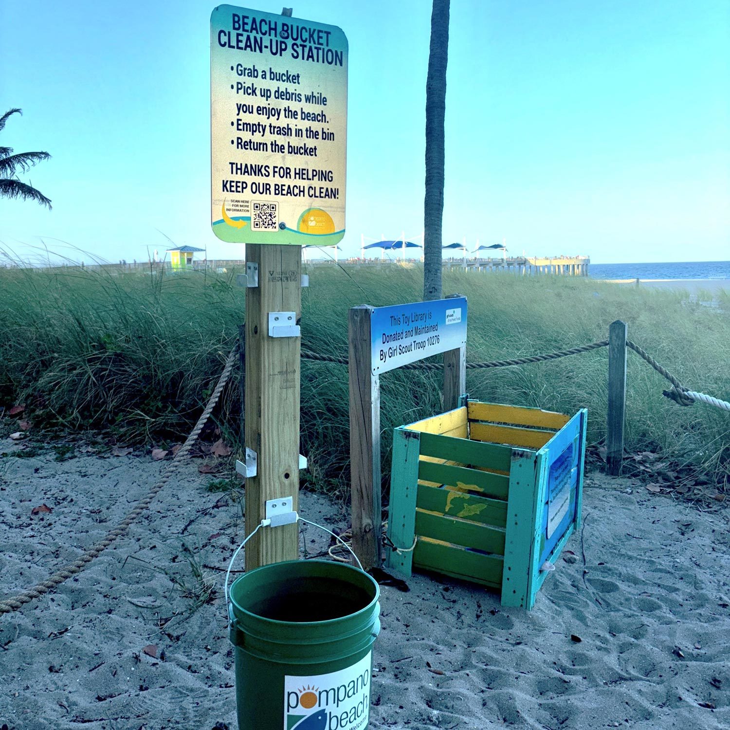 Beach Bucket Clean Up Station