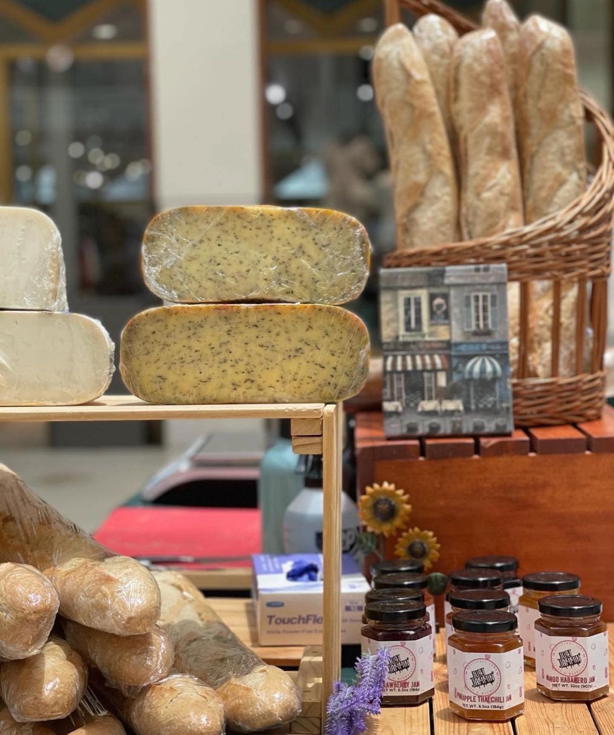 Vendor - Slice of Europe Cheese Breads