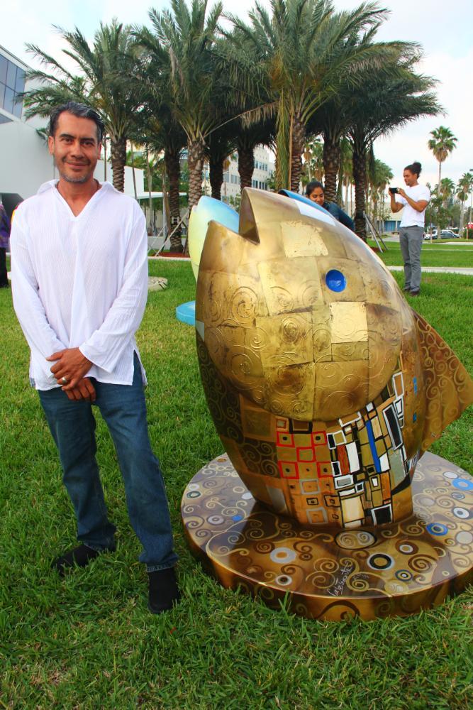 Klimpt Fish. Artist: Carlos Inocente Gonzalez